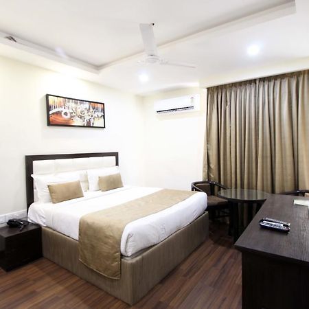 Genx Usha Kiran Agra Hotel Agra  Eksteriør billede