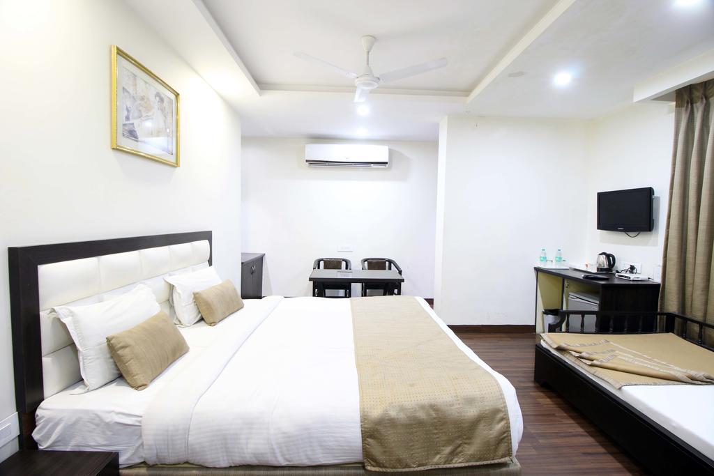 Genx Usha Kiran Agra Hotel Agra  Eksteriør billede