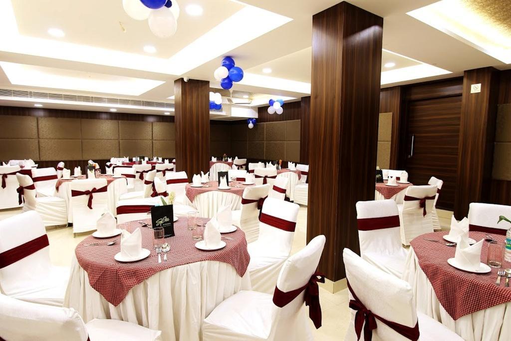 Genx Usha Kiran Agra Hotel Agra  Eksteriør billede