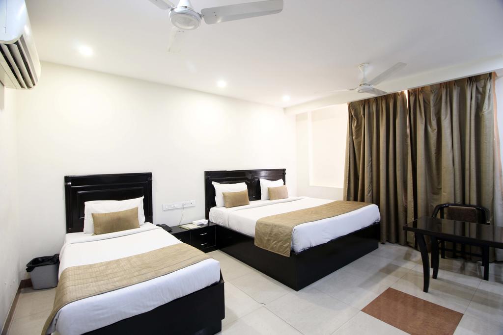 Genx Usha Kiran Agra Hotel Agra  Eksteriør billede